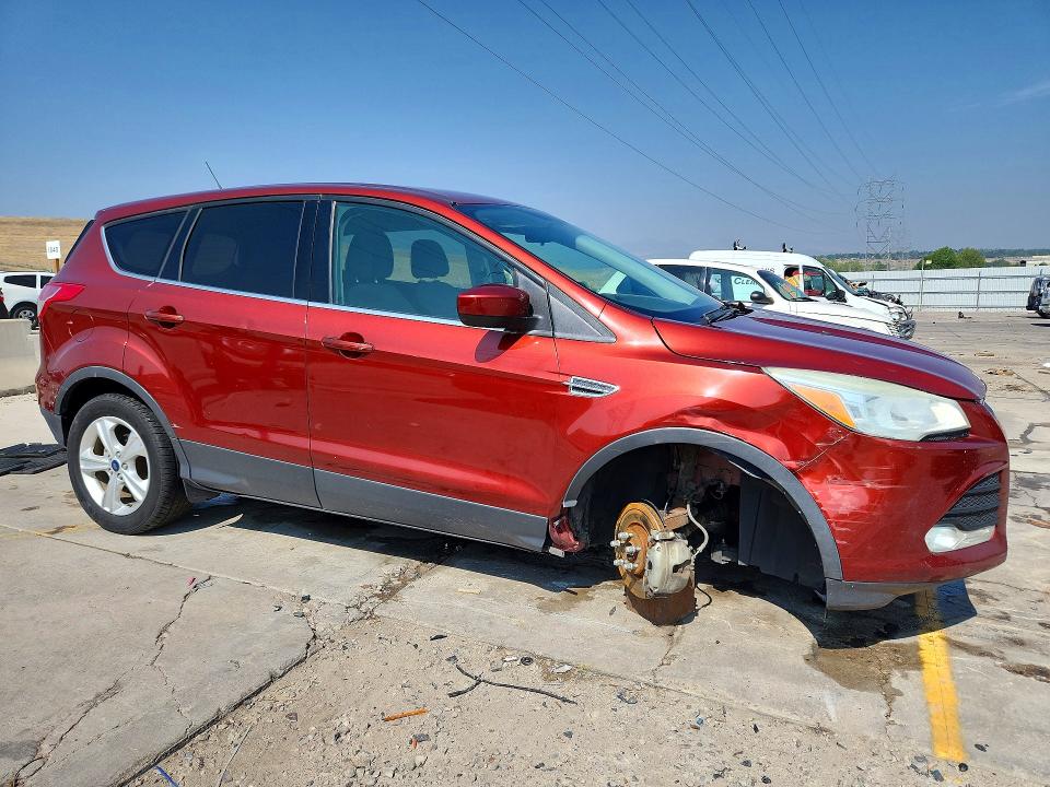2015 Ford Escape მანქანა იყიდება აუქციონზე, vin: 1FMCU9G94FUB94541, აუქციონის ნომერი: 63879986