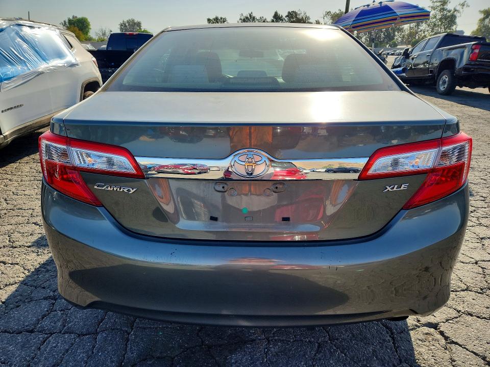 2012 Toyota Camry მანქანა იყიდება აუქციონზე, vin: 4T4BF1FK8CR207983, აუქციონის ნომერი: 64419536