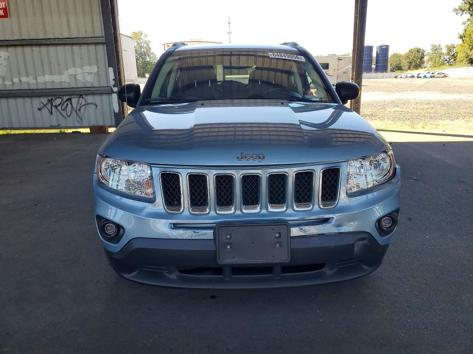 64849056 :رقم المزاد ، 1C4NJDCB3DD125824 vin ، 2013 Jeep Compass مزاد بيع