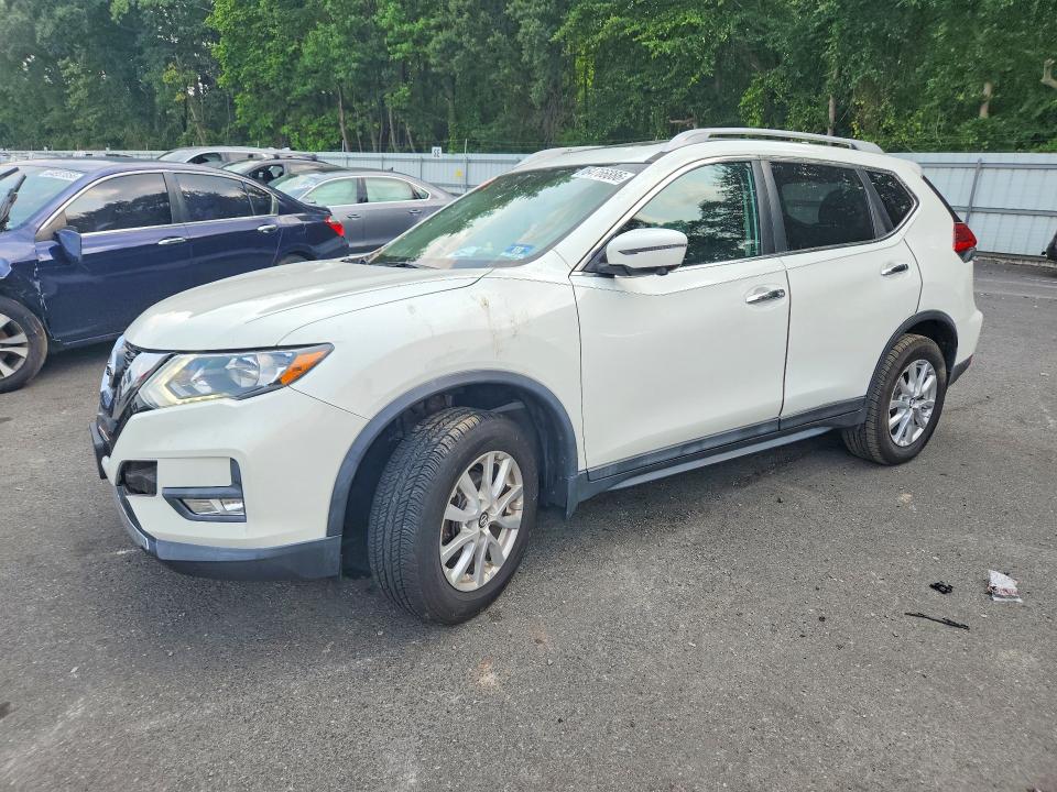 Auction sale of the 2017 Nissan Rogue, vin: 5N1AT2MV9HC751598, lot number: 64766886