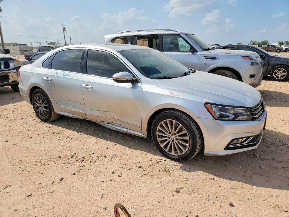 Продажа на аукционе авто 2016 Volkswagen Passat, vin: 1VWBS7A31GC050707, номер лота: 63196106