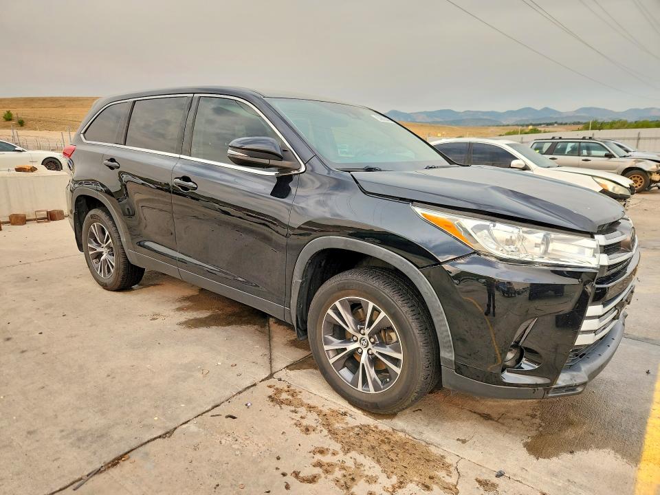 Продаж на аукціоні авто 2019 Toyota Highlander, vin: 5TDBZRFH7KS722047, номер лоту: 63608446