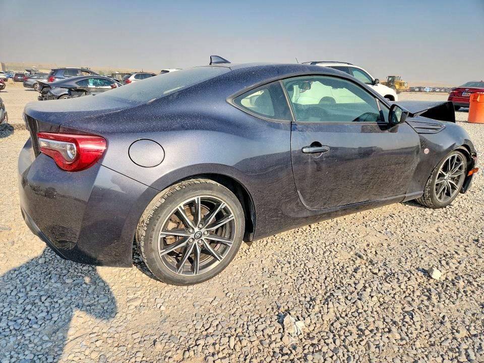 63801586 :رقم المزاد ، JF1ZNAA15H8704512 vin ، 2017 Toyota 86 مزاد بيع