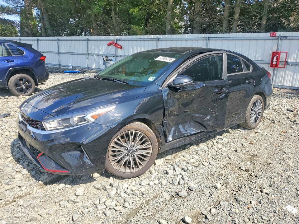 2024 Kia Forte მანქანა იყიდება აუქციონზე, vin: 3KPF54AD0RE722559, აუქციონის ნომერი: 65596576