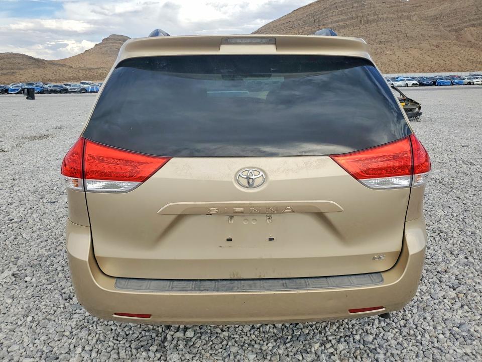 Продажа на аукционе авто 2012 Toyota Sienna, vin: 5TDKK3DC2CS242072, номер лота: 66848096