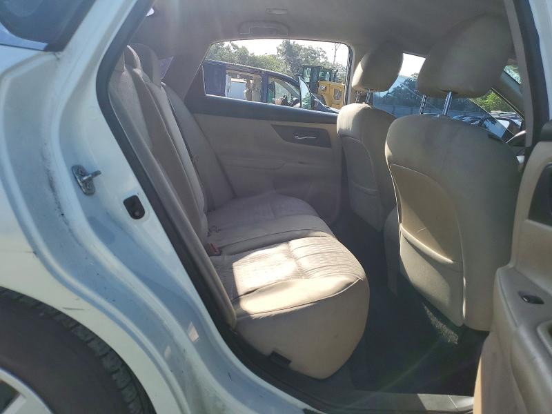 Продажа на аукционе авто 2016 Nissan Altima, vin: 1N4AL3AP3GN370998, номер лота: 64014146