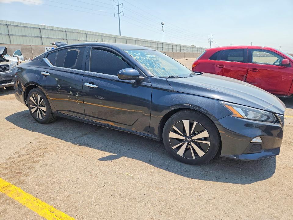 Продаж на аукціоні авто 2022 Nissan Altima, vin: 1N4BL4DV1NN397926, номер лоту: 64124596