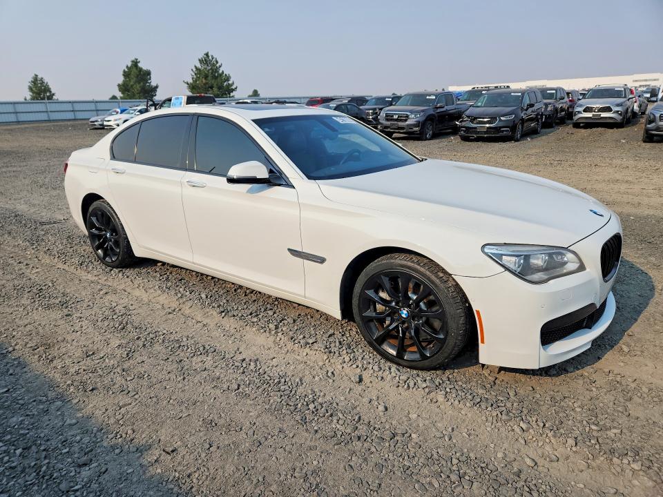 64210666 :رقم المزاد ، WBAYB6C51FG299230 vin ، 2015 Bmw 750 مزاد بيع