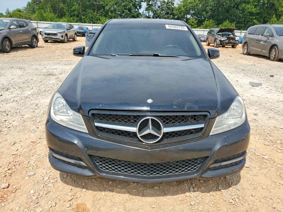 Продажа на аукционе авто 2013 Mercedes-benz C, vin: WDDGF8AB2DR292141, номер лота: 64363726