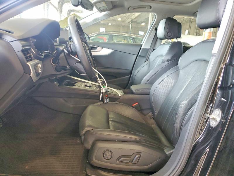Продаж на аукціоні авто 2017 Audi A4, vin: WAUFNAF48HN011870, номер лоту: 64440996