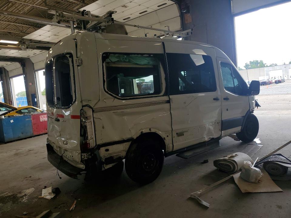 64295726 :رقم المزاد ، 1FDZK1CM0FKA16472 vin ، 2015 Ford Transit مزاد بيع