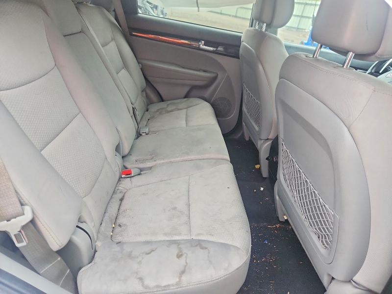 64413316 :رقم المزاد ، 5XYKT3A12CG230260 vin ، 2012 Kia Sorento مزاد بيع