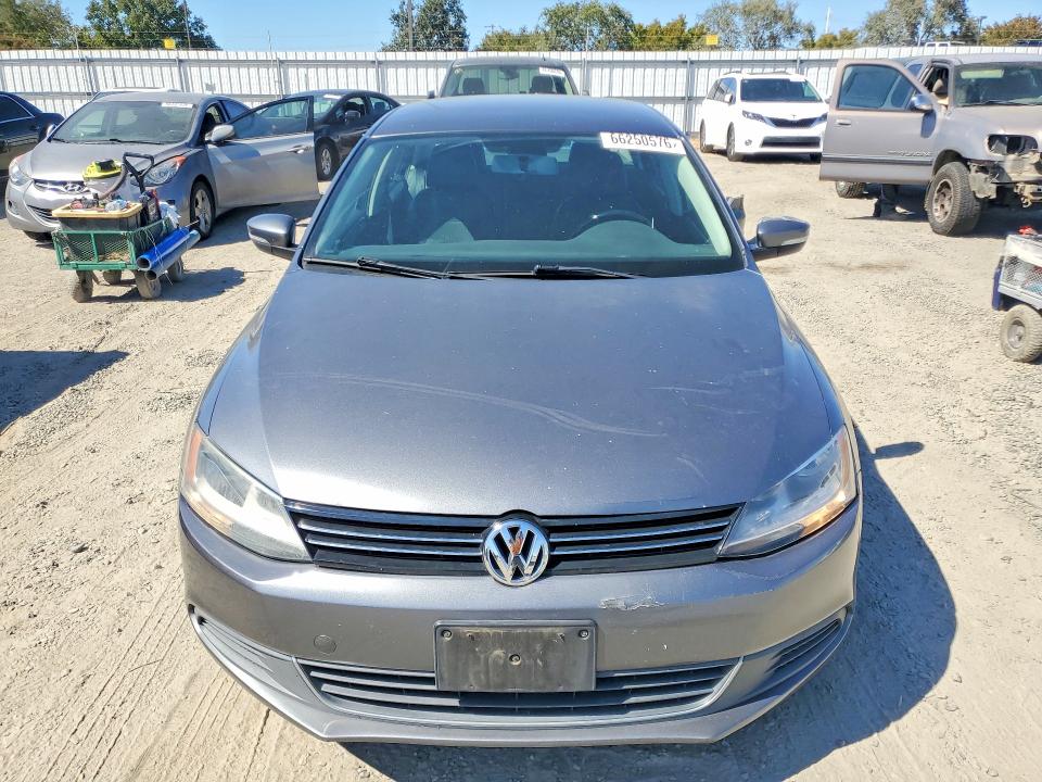 66250576 :رقم المزاد ، 3VWDP7AJ5DM223969 vin ، 2013 Volkswagen Jetta مزاد بيع