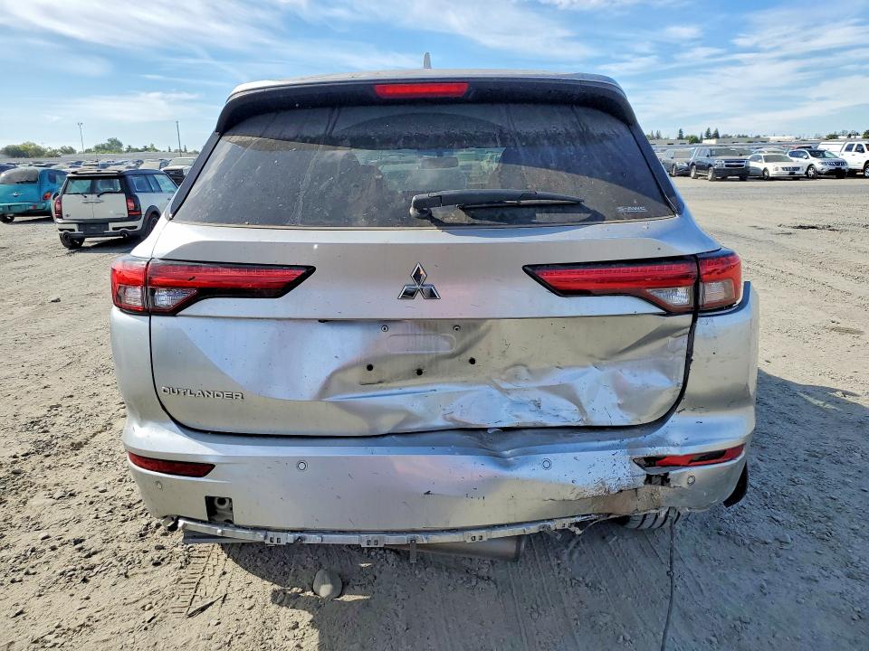 Продажа на аукционе авто 2022 Mitsubishi Outlander, vin: JA4J4UA80NZ071183, номер лота: 66439986