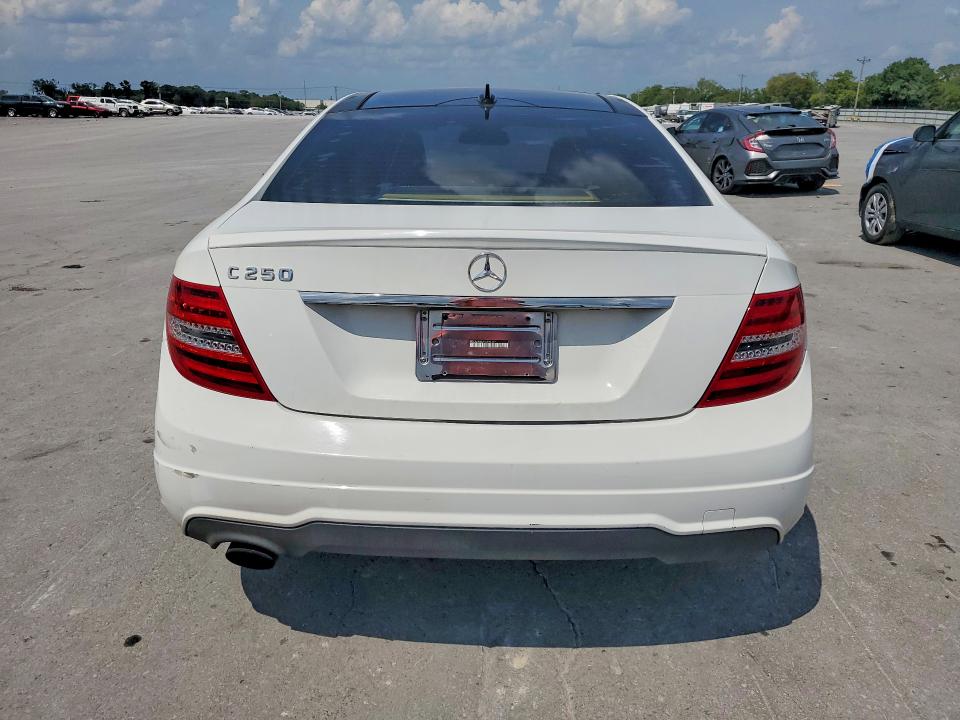 Aukcja sprzedaży 2015 Mercedes-benz C, vin: WDDGJ4HB9FG388389, numer aukcji: 65015496