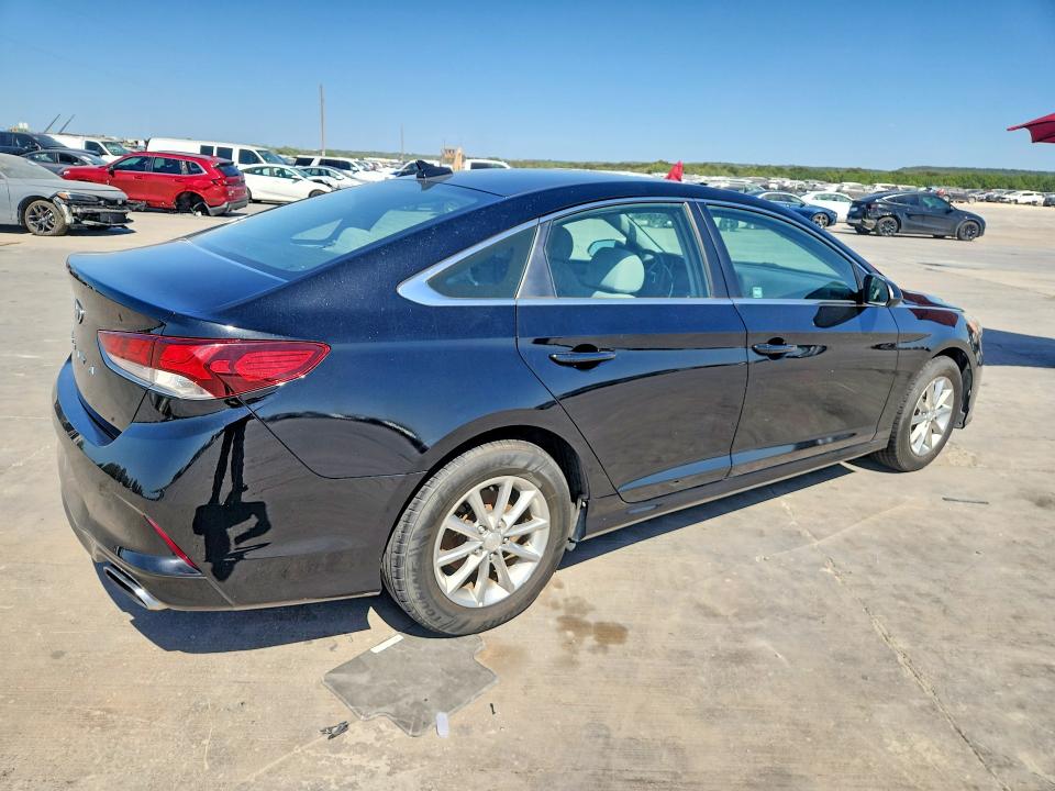 2018 Hyundai Sonata მანქანა იყიდება აუქციონზე, vin: 5NPE24AFXJH626721, აუქციონის ნომერი: 65147056