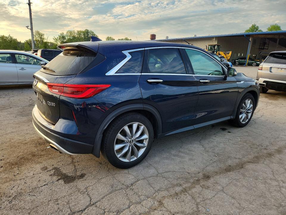 63142066 :رقم المزاد ، 3PCAJ5M38KF132432 vin ، 2019 Infiniti Qx50 مزاد بيع