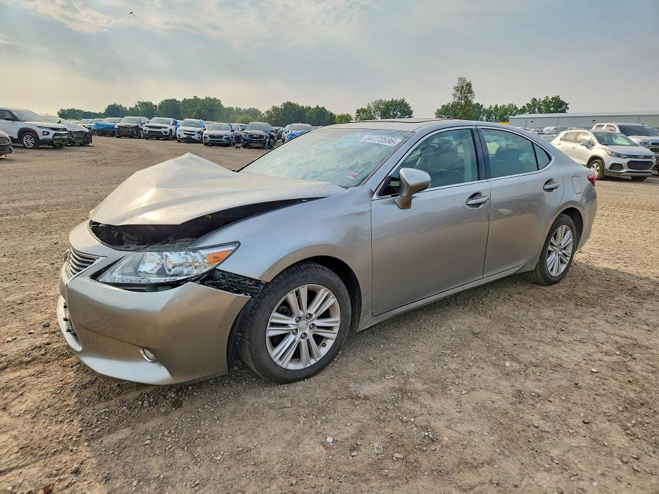 Продажа на аукционе авто 2015 Lexus Es, vin: JTHBK1GGXF2202335, номер лота: 64772596
