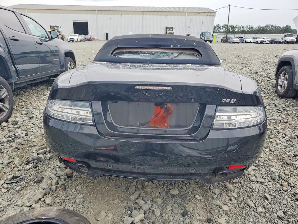 2015 Aston Martin Db9 მანქანა იყიდება აუქციონზე, vin: SCFFDAFM0FGB16429, აუქციონის ნომერი: 64231886