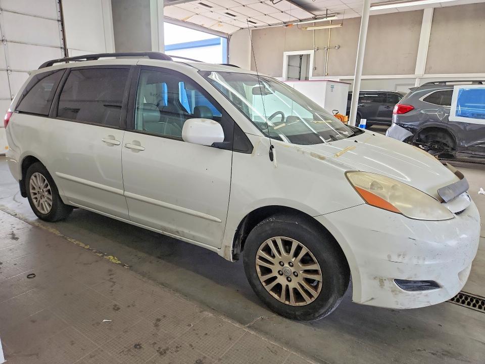 Aukcja sprzedaży 2008 Toyota Sienna, vin: 5TDZK22C48S113995, numer aukcji: 64284536