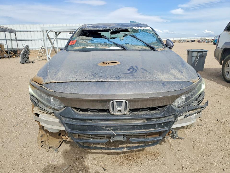 2018 Honda Accord მანქანა იყიდება აუქციონზე, vin: 1HGCV2F3XJA008132, აუქციონის ნომერი: 64146726