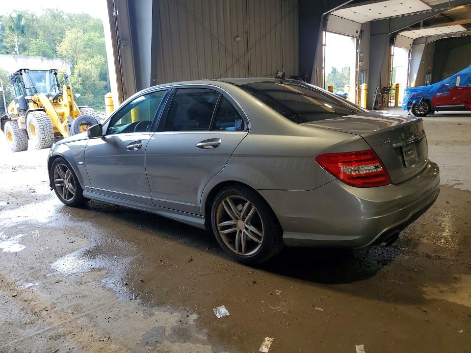 64967466 :رقم المزاد ، WDDGF4HB3CA631937 vin ، 2012 Mercedes-benz C مزاد بيع