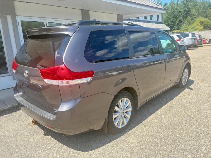 Продажа на аукционе авто 2013 Toyota Sienna, vin: 5TDDK3DCXDS061618, номер лота: 66118246