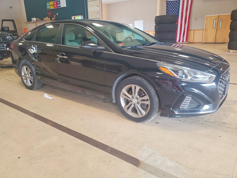 Aukcja sprzedaży 2019 Hyundai Sonata, vin: 5NPE34AF7KH786781, numer aukcji: 64643226