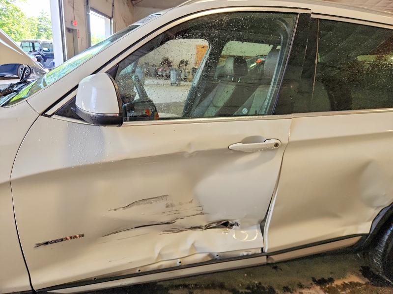 63716086 :رقم المزاد ، 5UXWX7C52F0K31351 vin ، 2015 Bmw X3 مزاد بيع