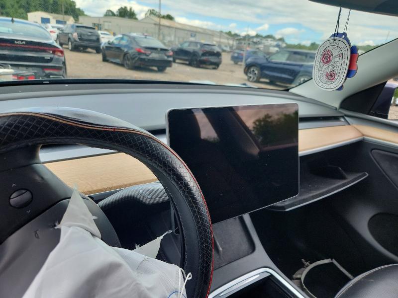 2025 Tesla Model Y მანქანა იყიდება აუქციონზე, vin: 7SAYGDEE9SA339760, აუქციონის ნომერი: 66497656