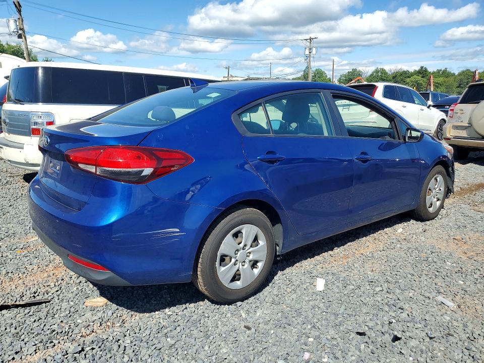 2018 Kia Forte მანქანა იყიდება აუქციონზე, vin: 3KPFL4A76JE262876, აუქციონის ნომერი: 66310796