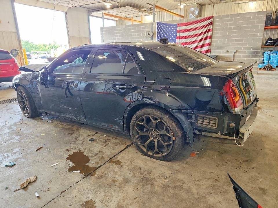 64217886 :رقم المزاد ، 2C3CCABTXHH593850 vin ، 2017 Chrysler 300 مزاد بيع