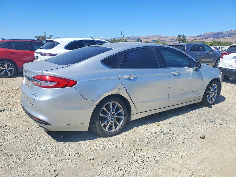 Aukcja sprzedaży 2017 Ford Fusion, vin: 3FA6P0LU3HR231173, numer aukcji: 65325256