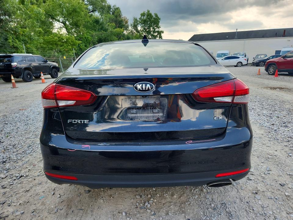 66705236 :رقم المزاد ، 3KPFL4A87HE057876 vin ، 2017 Kia Forte مزاد بيع