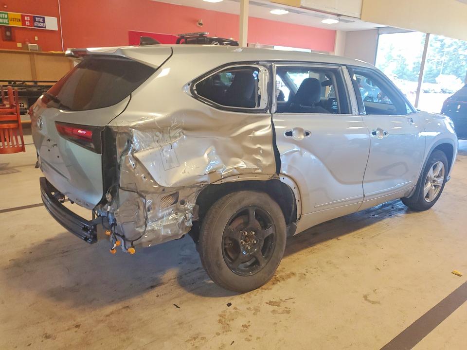 Auction sale of the 2022 Toyota Highlander, vin: 5TDBZRBHXNS560666, lot number: 66287026