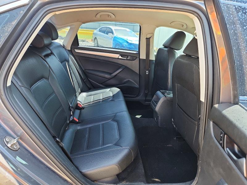 2015 Volkswagen Passat მანქანა იყიდება აუქციონზე, vin: 1VWAT7A32FC120383, აუქციონის ნომერი: 65345856