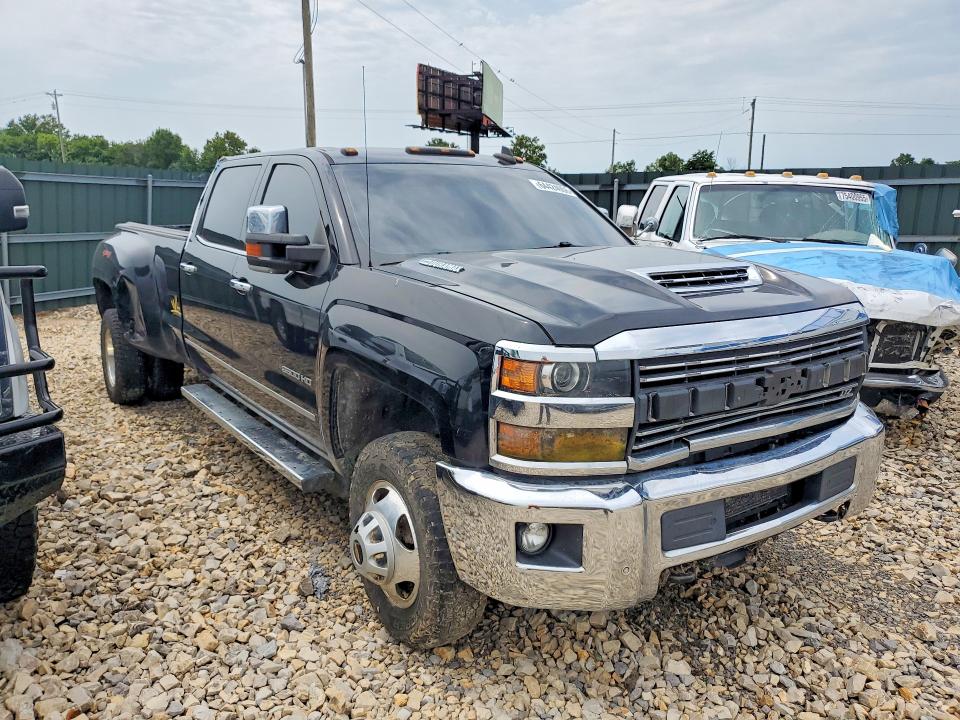 Продаж на аукціоні авто 2018 Chevrolet Silverado, vin: 1GC4K0CYXJF108895, номер лоту: 64424056
