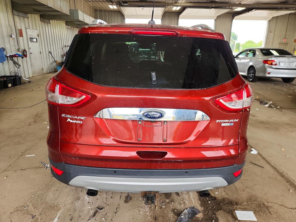 2015 Ford Escape მანქანა იყიდება აუქციონზე, vin: 1FMCU9J9XFUC42276, აუქციონის ნომერი: 63779636