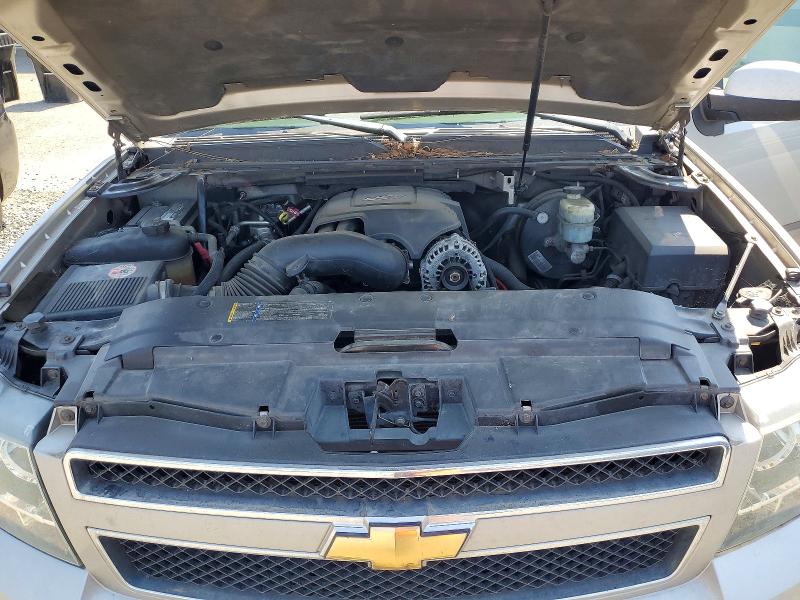 63613016 :رقم المزاد ، 3GNFK16357G132986 vin ، 2007 Chevrolet Suburban مزاد بيع