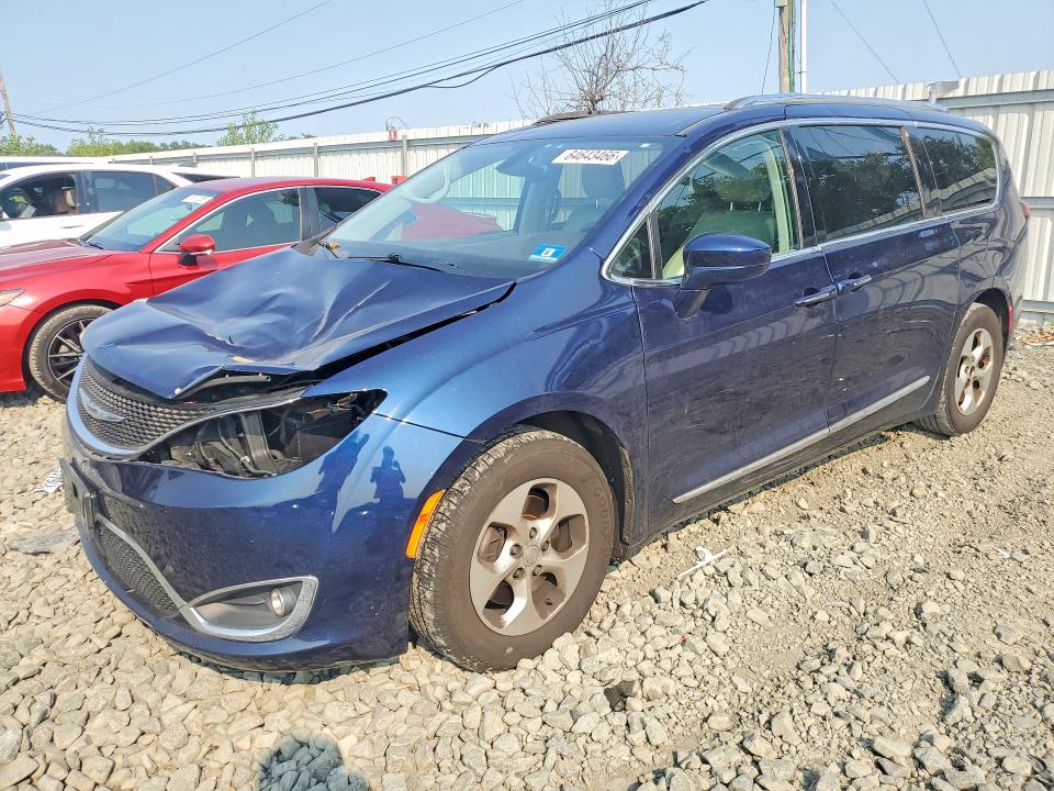 64643466 :رقم المزاد ، 2C4RC1EGXHR669632 vin ، 2017 Chrysler Pacifica مزاد بيع