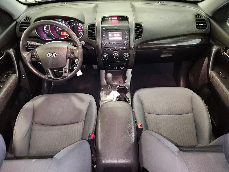 64123076 :رقم المزاد ، 5XYKT3A6XDG362907 vin ، 2013 Kia Sorento مزاد بيع