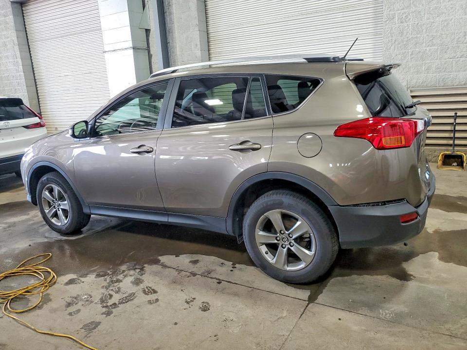 Продаж на аукціоні авто 2015 Toyota Rav4, vin: JTMRFREV9FD161706, номер лоту: 63571406