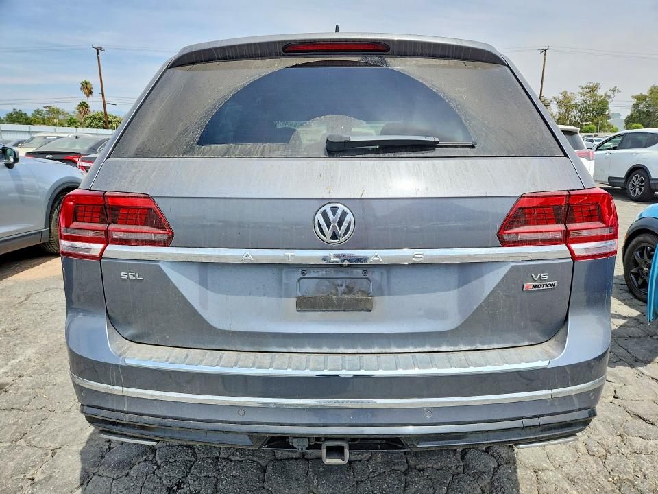 2019 Volkswagen Atlas მანქანა იყიდება აუქციონზე, vin: 1V2RR2CA4KC590085, აუქციონის ნომერი: 64698706