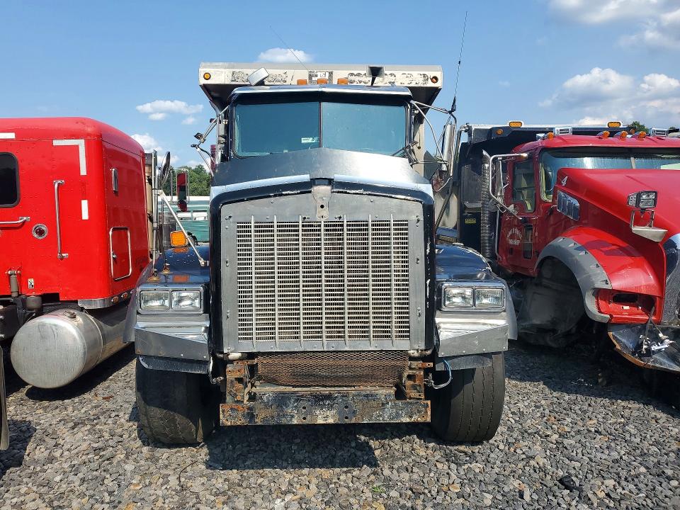 1999 Kenworth Construction მანქანა იყიდება აუქციონზე, vin: 1NKDXUEX0XJ827302, აუქციონის ნომერი: 64159386
