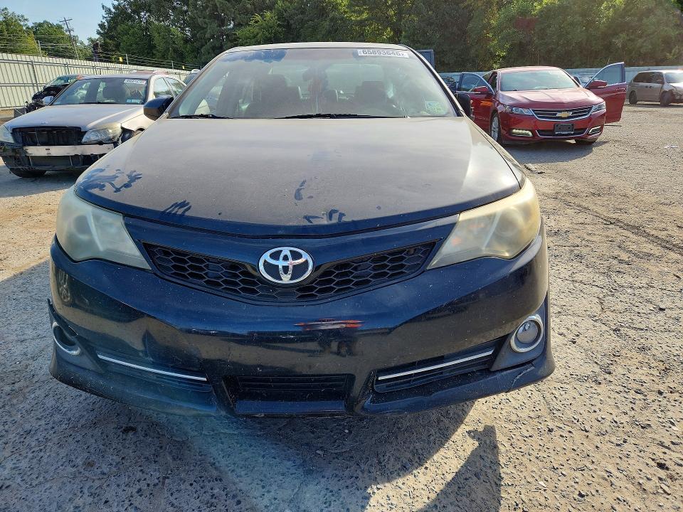 65893646 :رقم المزاد ، 4T1BF1FK8DU247928 vin ، 2013 Toyota Camry مزاد بيع
