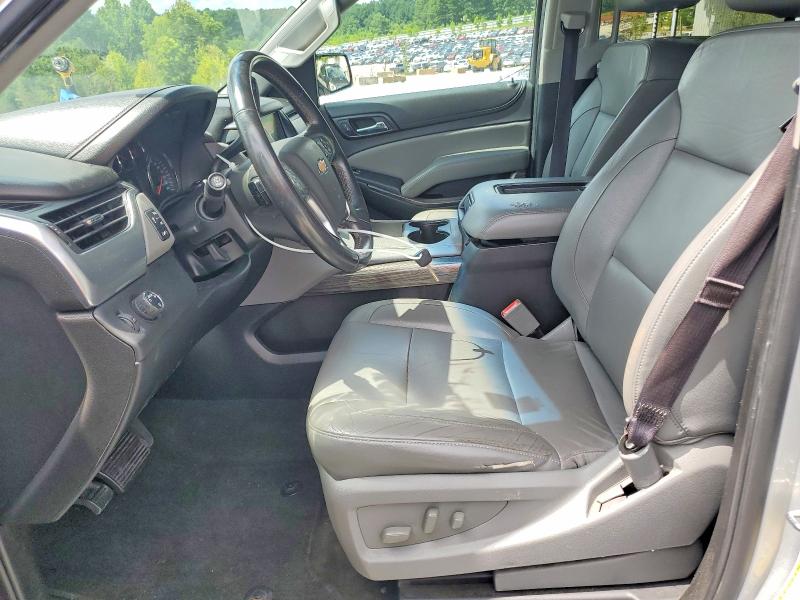 64292236 :رقم المزاد ، 1GNSCHKC8HR220636 vin ، 2017 Chevrolet Suburban مزاد بيع