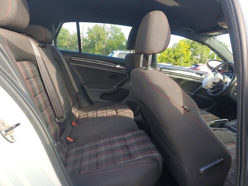 65634106 :رقم المزاد ، 3VW4T7AU9HM045642 vin ، 2017 Volkswagen Gti مزاد بيع