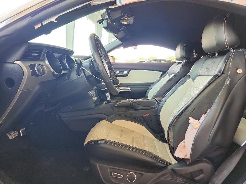 65901436 :رقم المزاد ، 1FA6P8RF2F5500948 vin ، 2015 Ford Mustang مزاد بيع