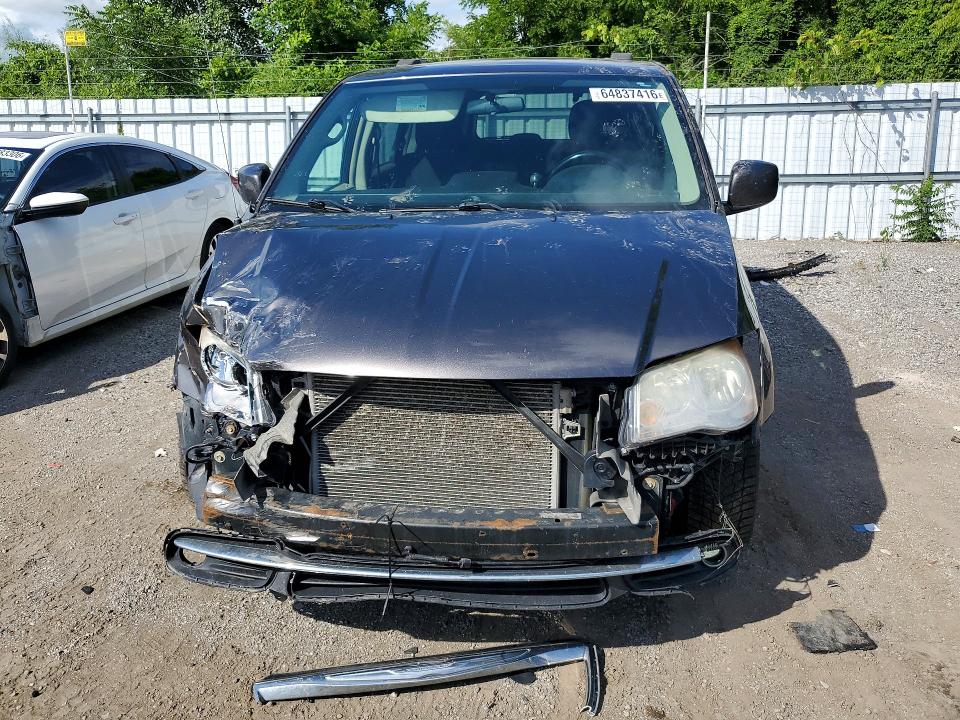 Auction sale of the 2015 Chrysler Town & Country, vin: 2C4RC1BG1FR501749, lot number: 64837416