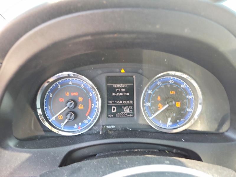 63418846 :رقم المزاد ، 2T1BURHE8JC121321 vin ، 2018 Toyota Corolla مزاد بيع